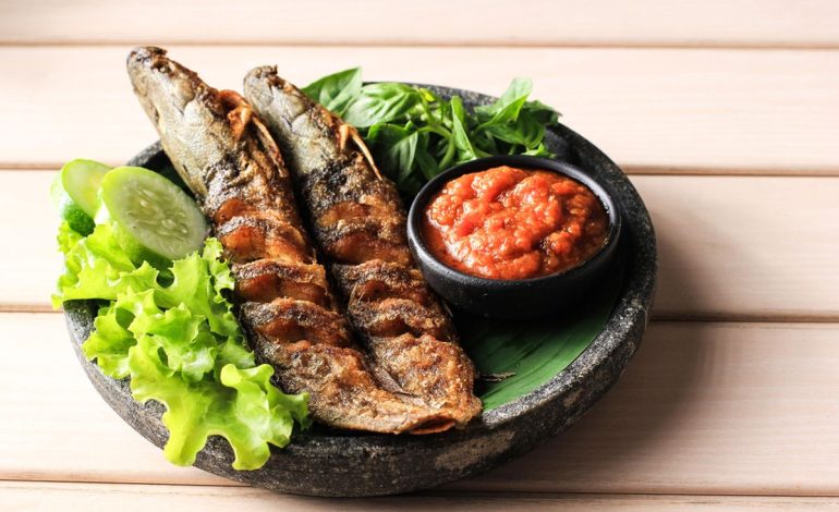 Pecel Lele Makanan Lamongan Dengan Rasa Bintang 5